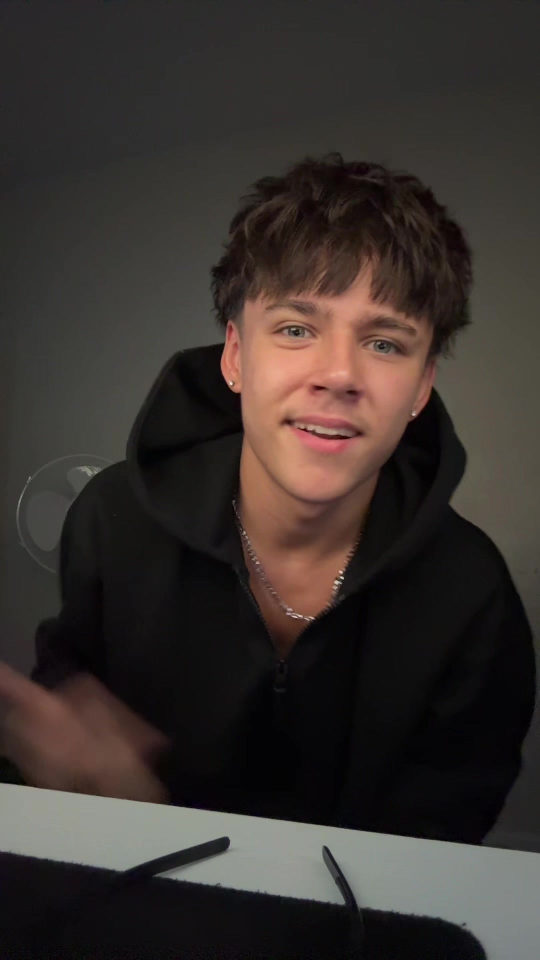 @richyidk