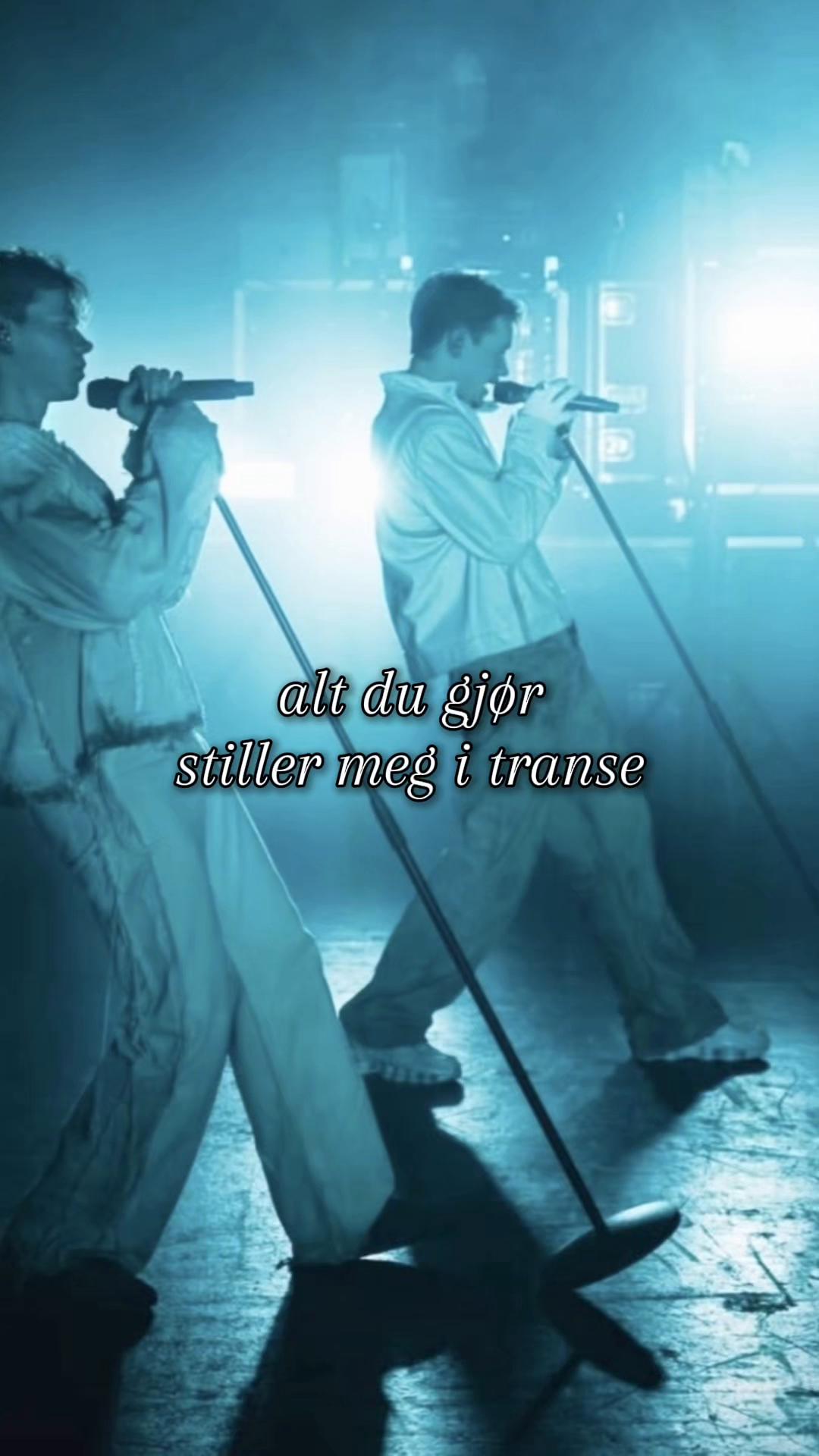 @♪🌷  ᗴ𝕞ᶤ  ☟♩