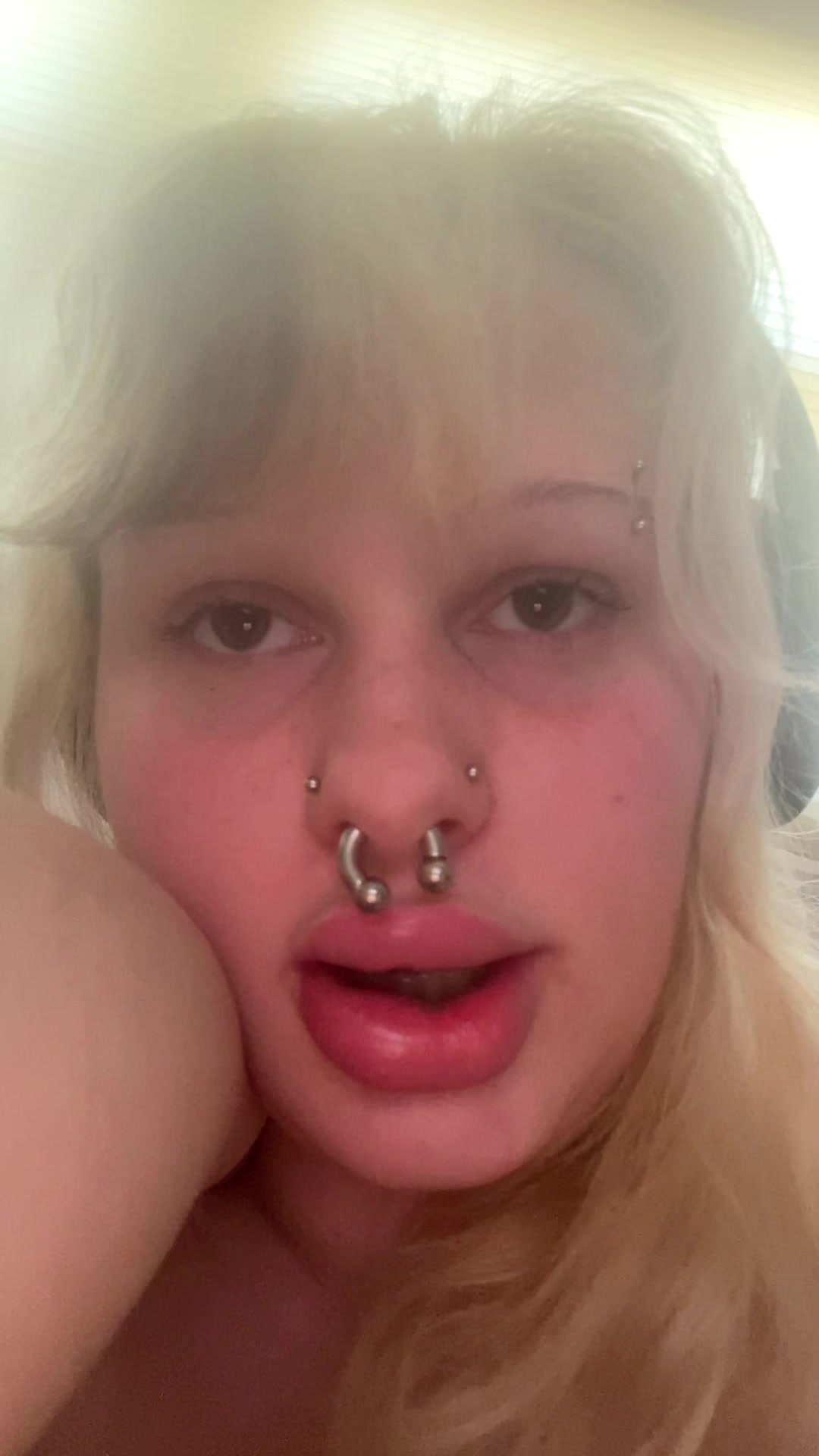 @(stella) not underboob