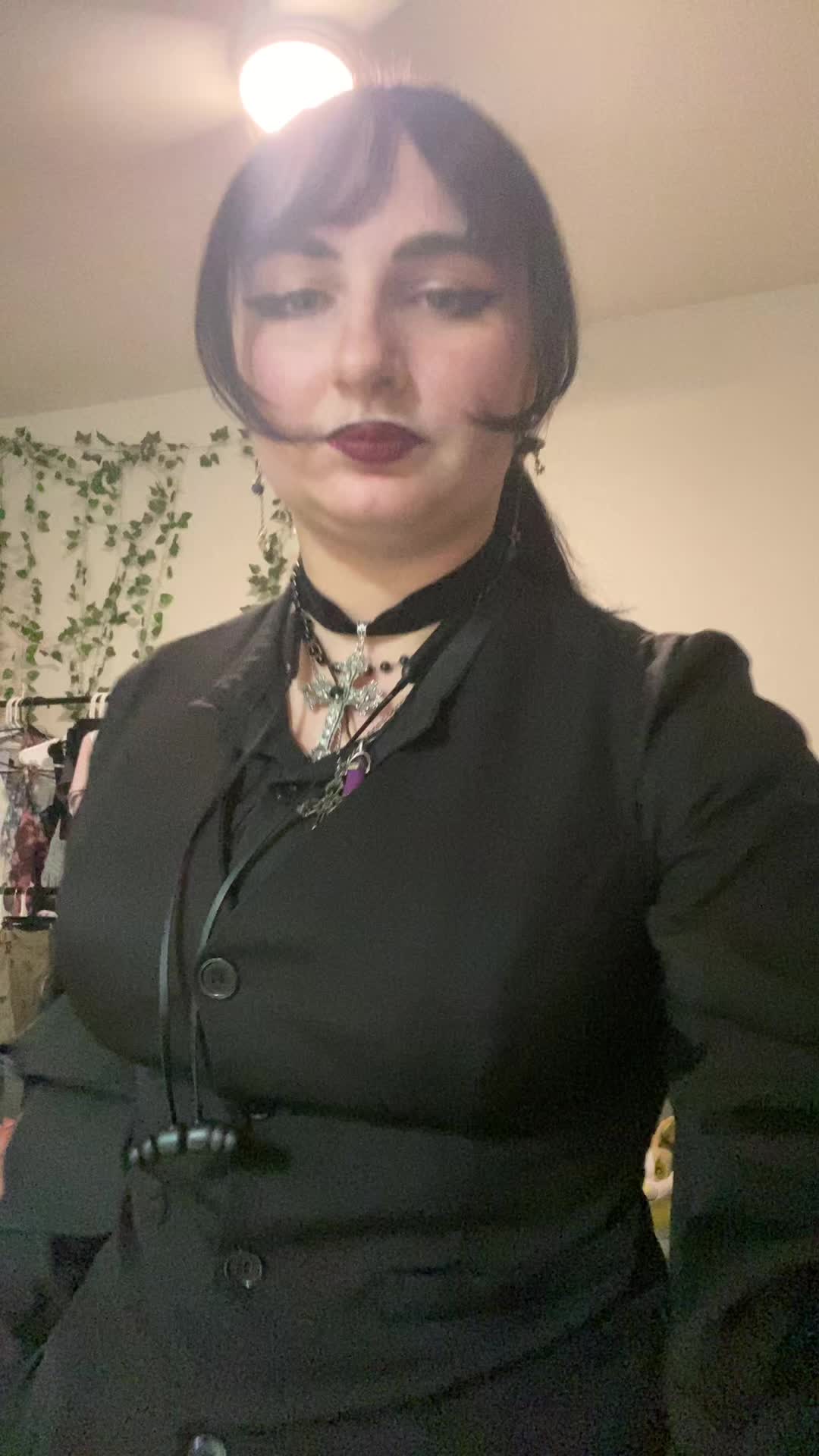 @ren77777778