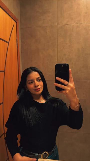 @Mayara Drummond🇧🇷