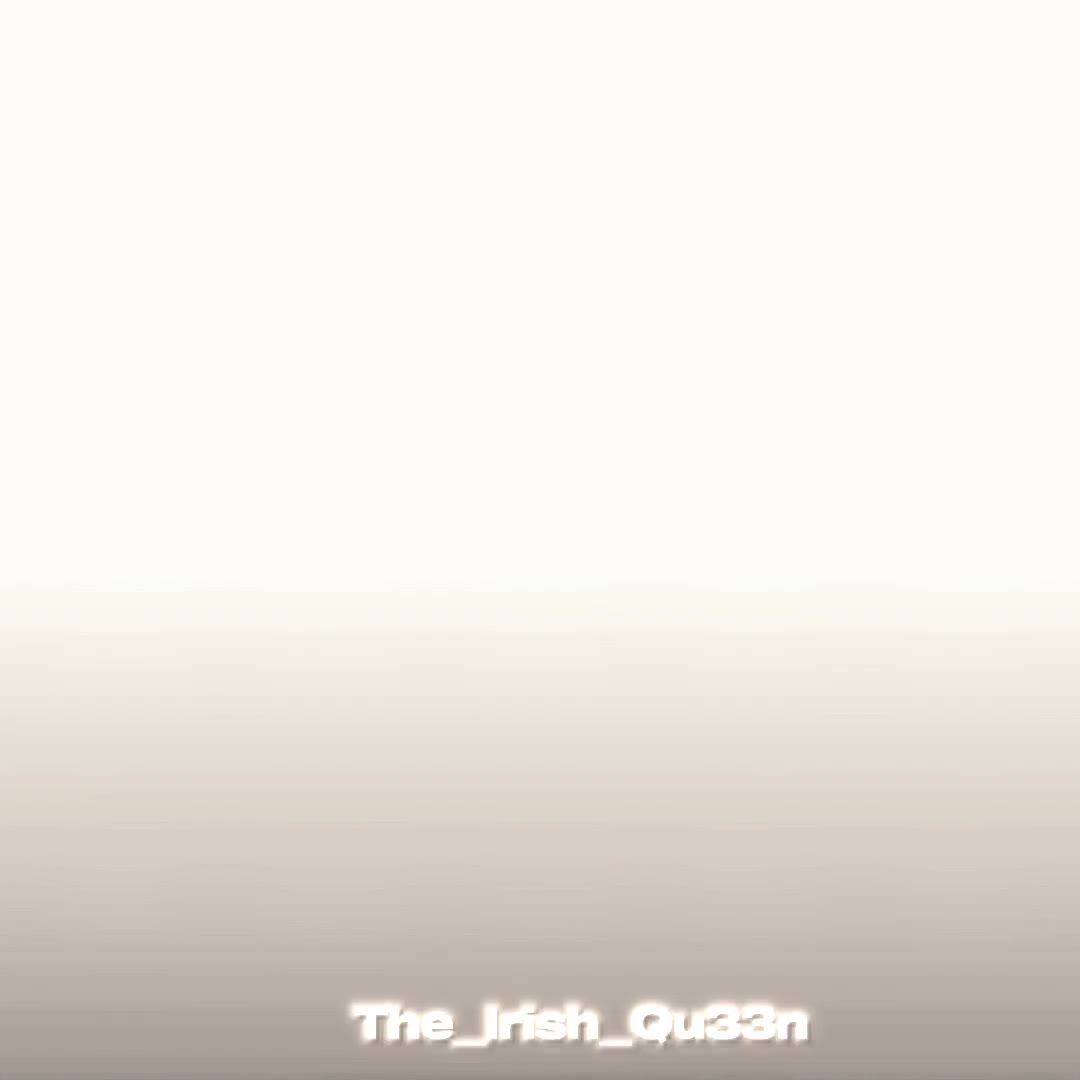 @The_Irish_Qu33n