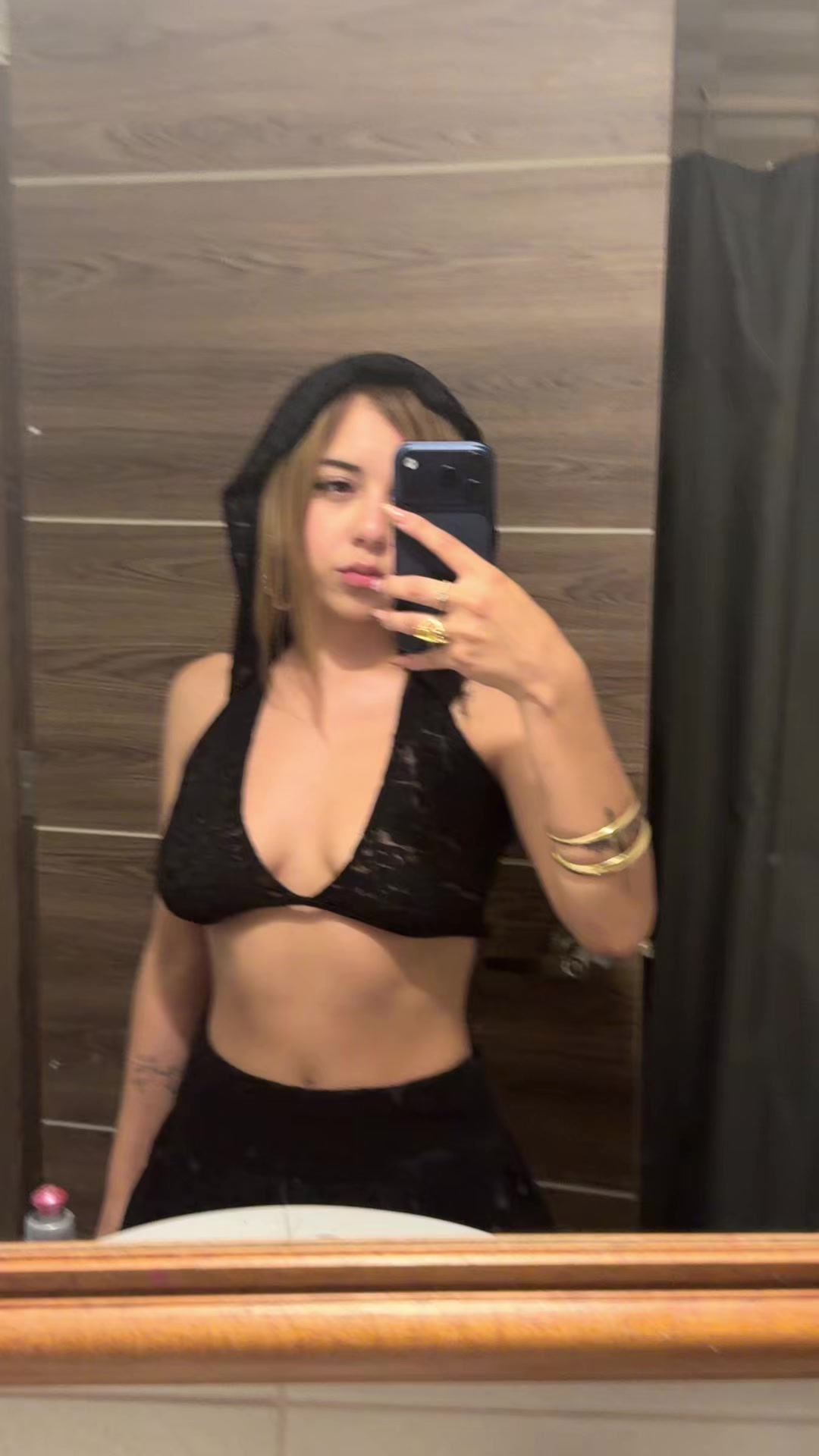 @Kitty_