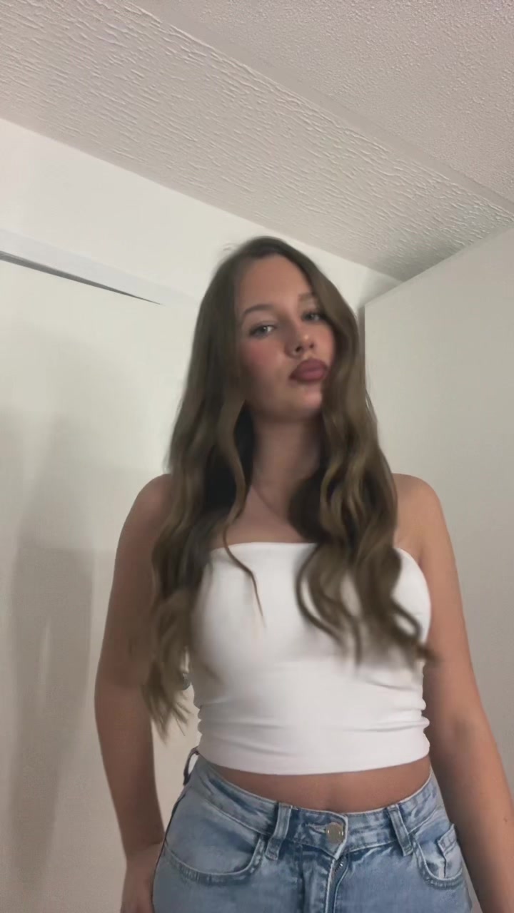 @isidora