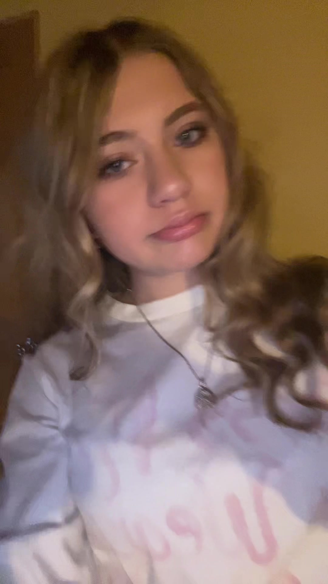 @am1a 🦄