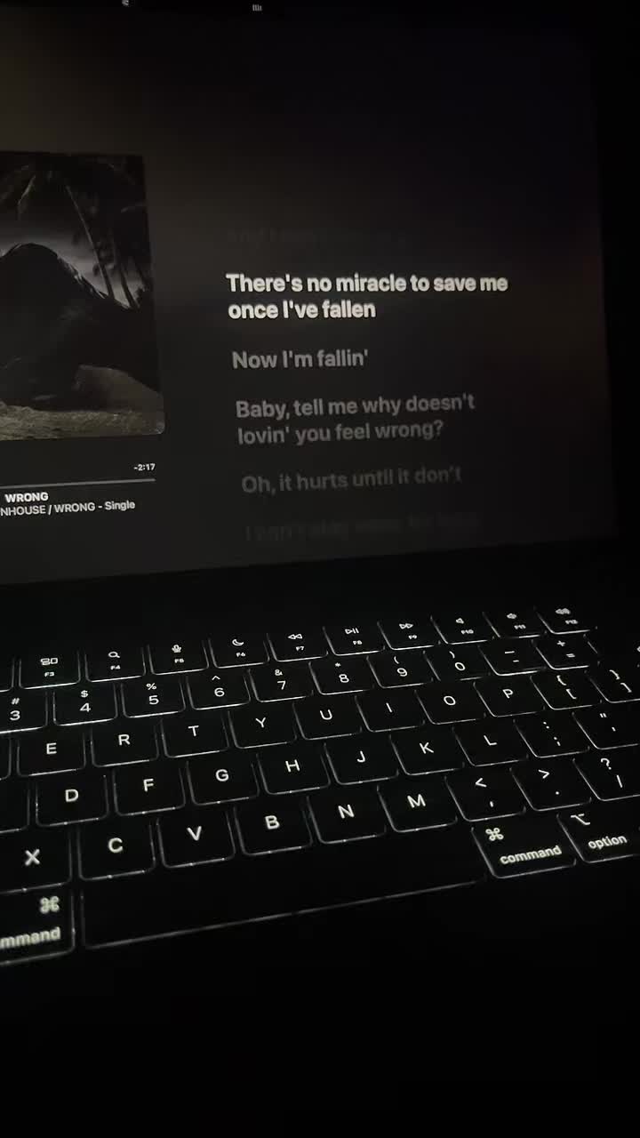 @[🎧]