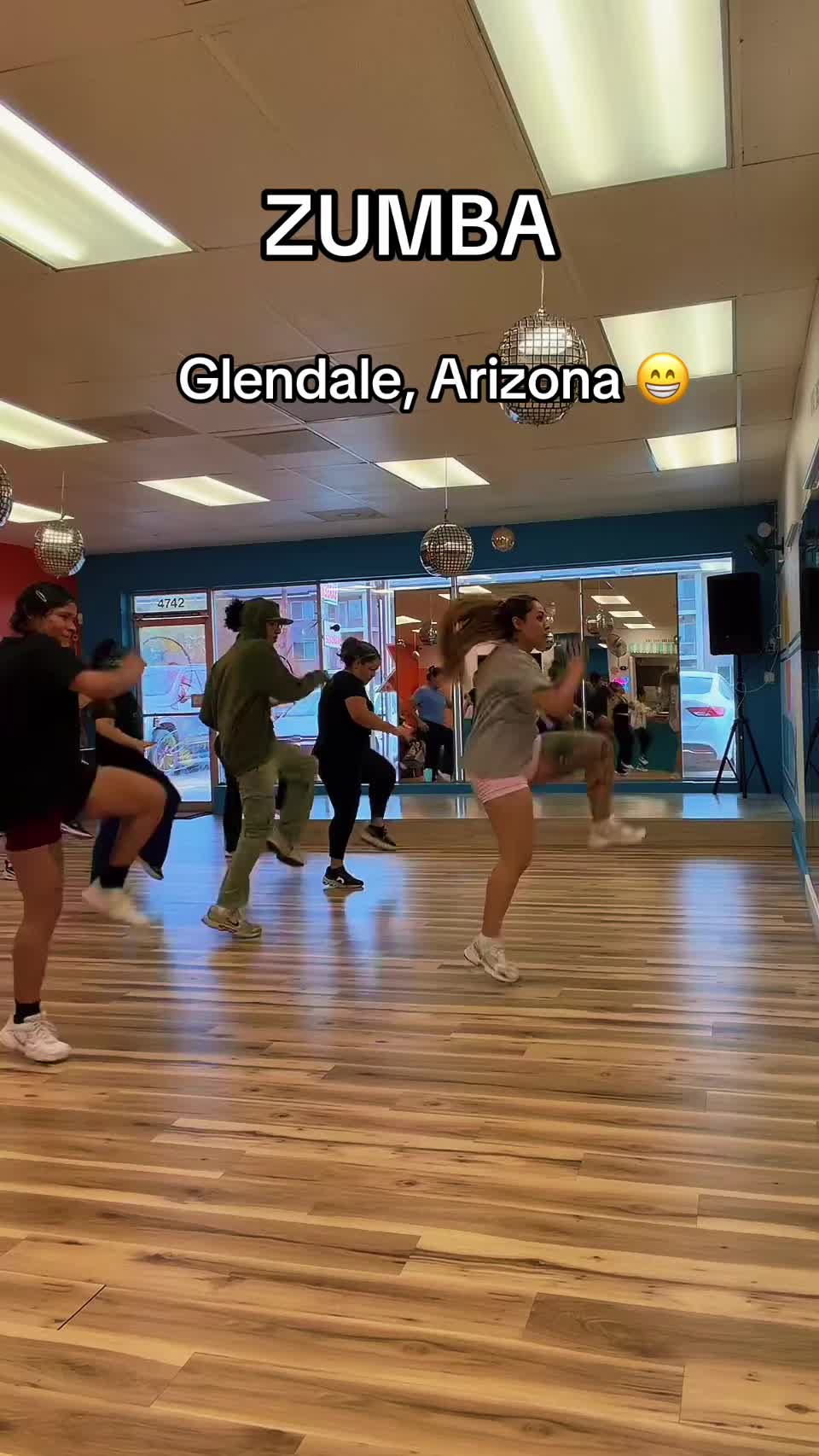 @Baila con Steph