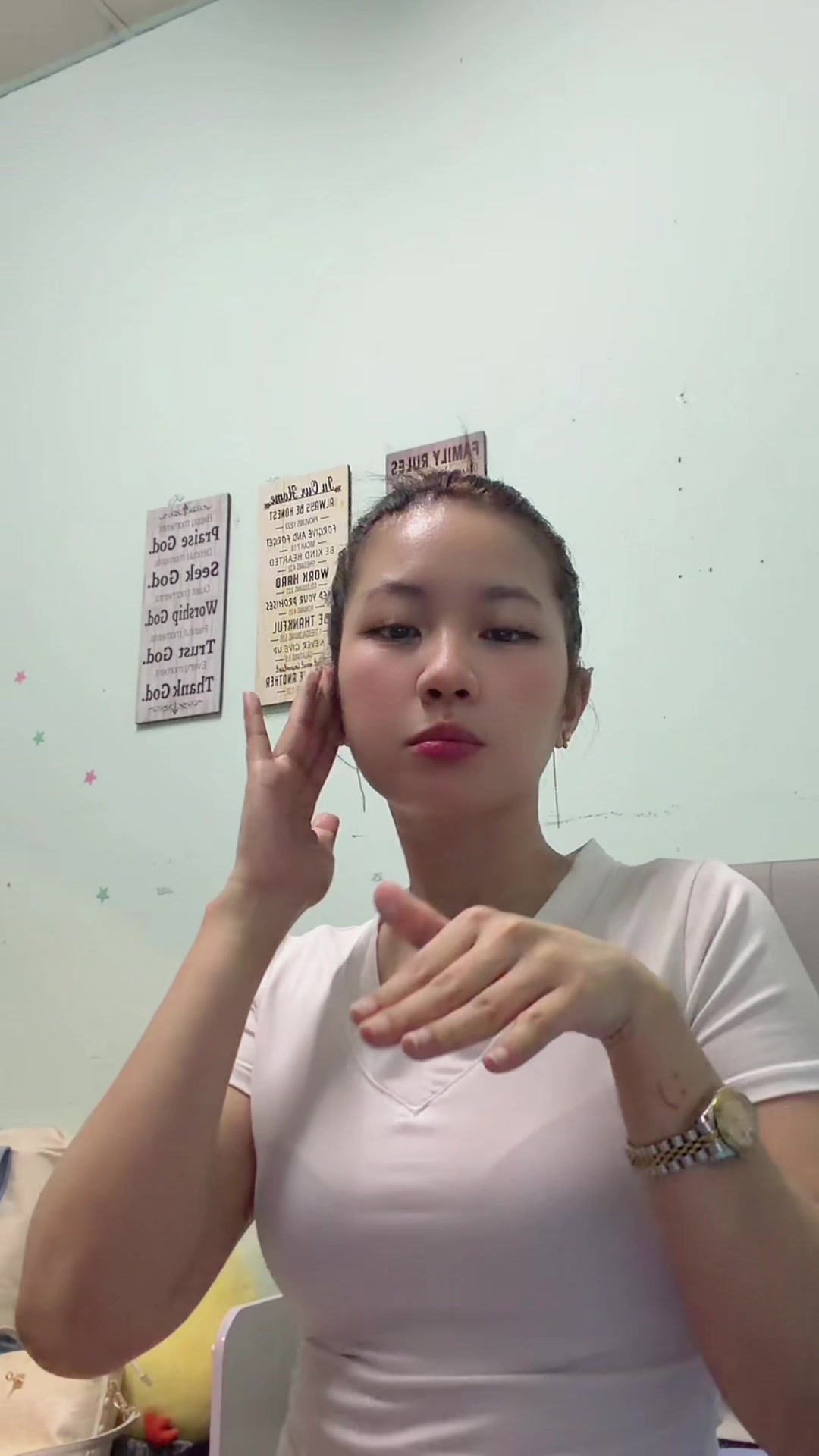 @xelyra ๐ค