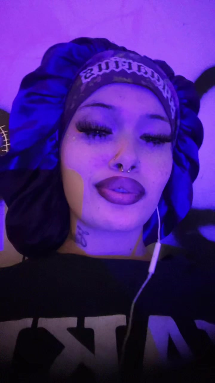 @Kiana
