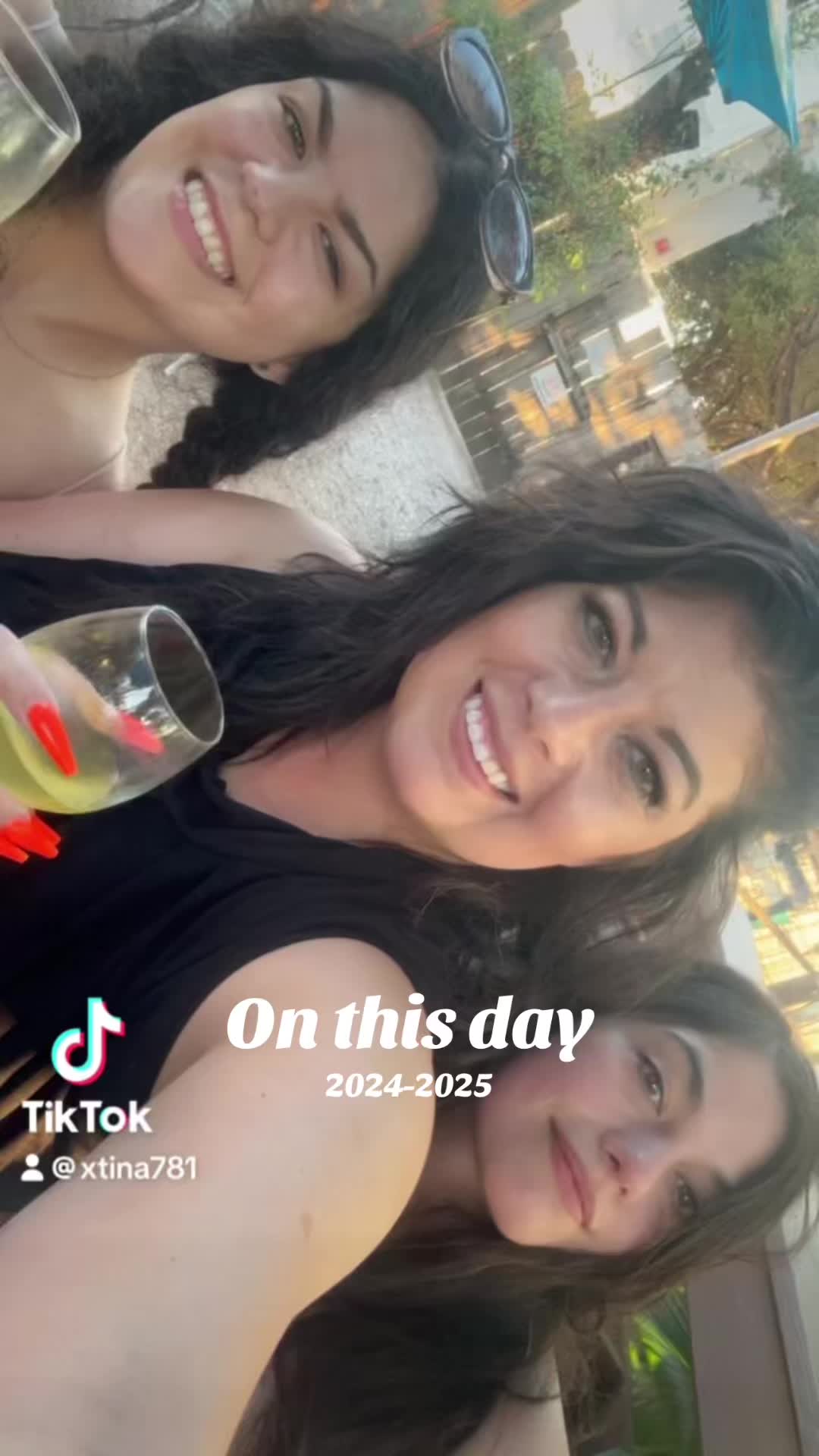 @Christina Delgado 🧡❤️💙🧡