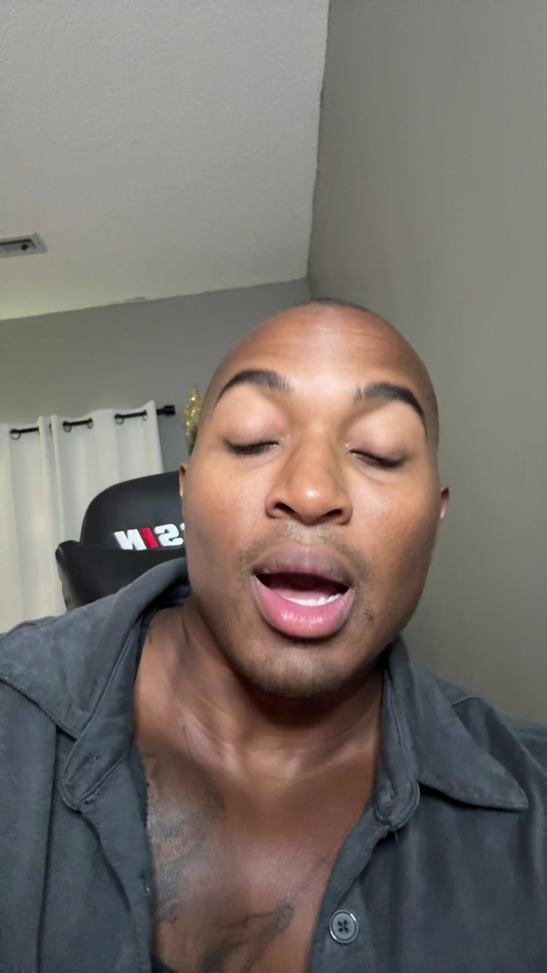 @Zay