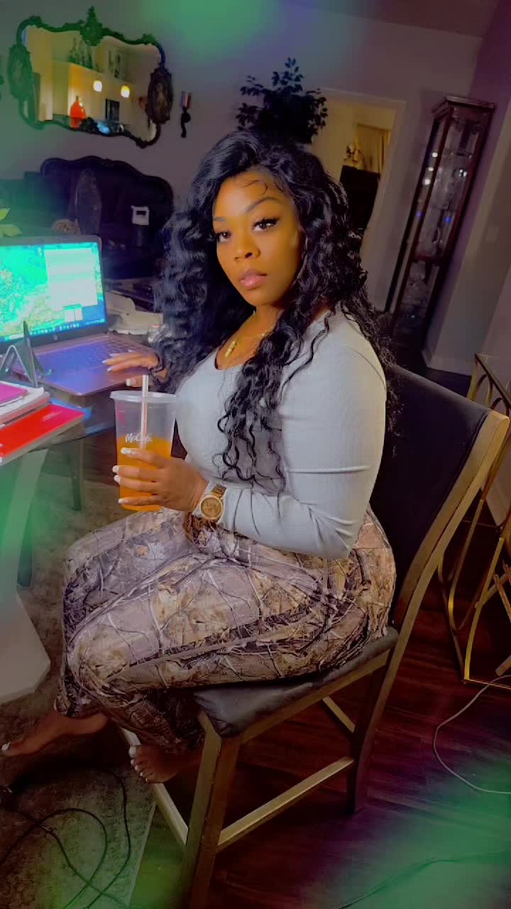 @Ebony Queen