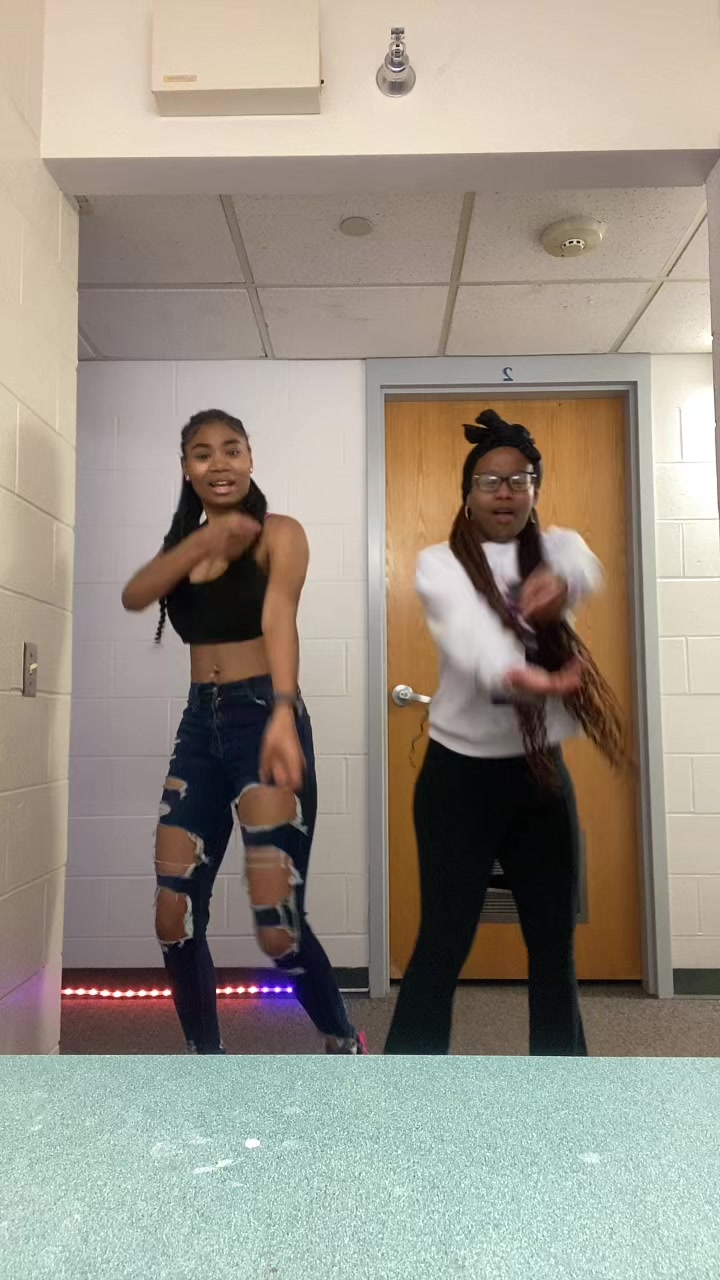 @🩷 Double Z 🤍