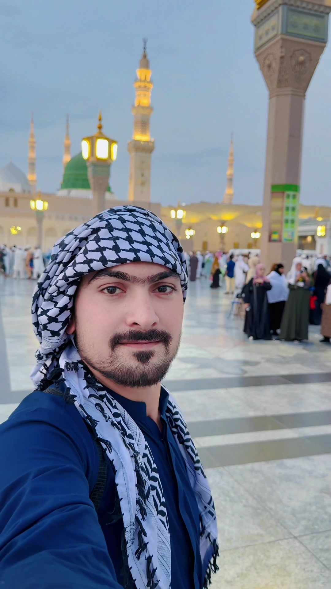 @Lala bhai 👑