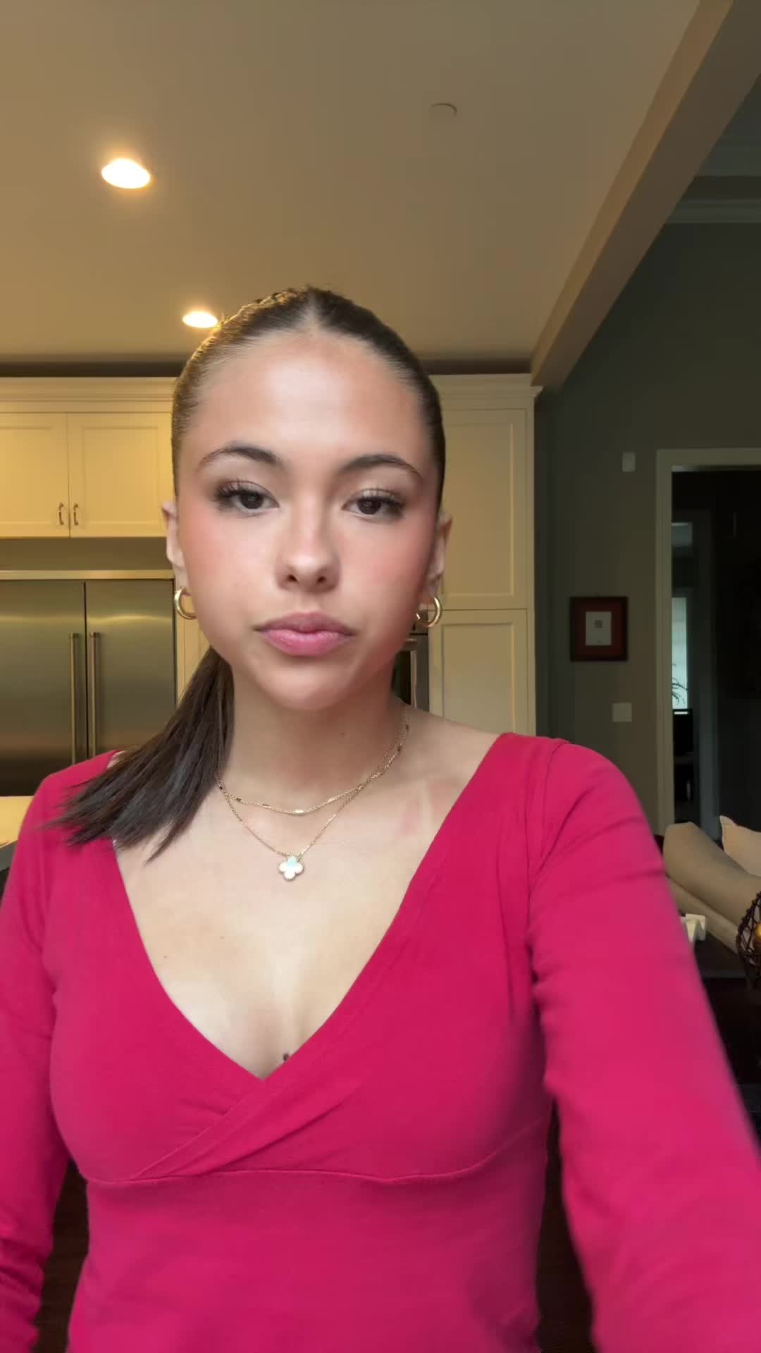 @Sophia