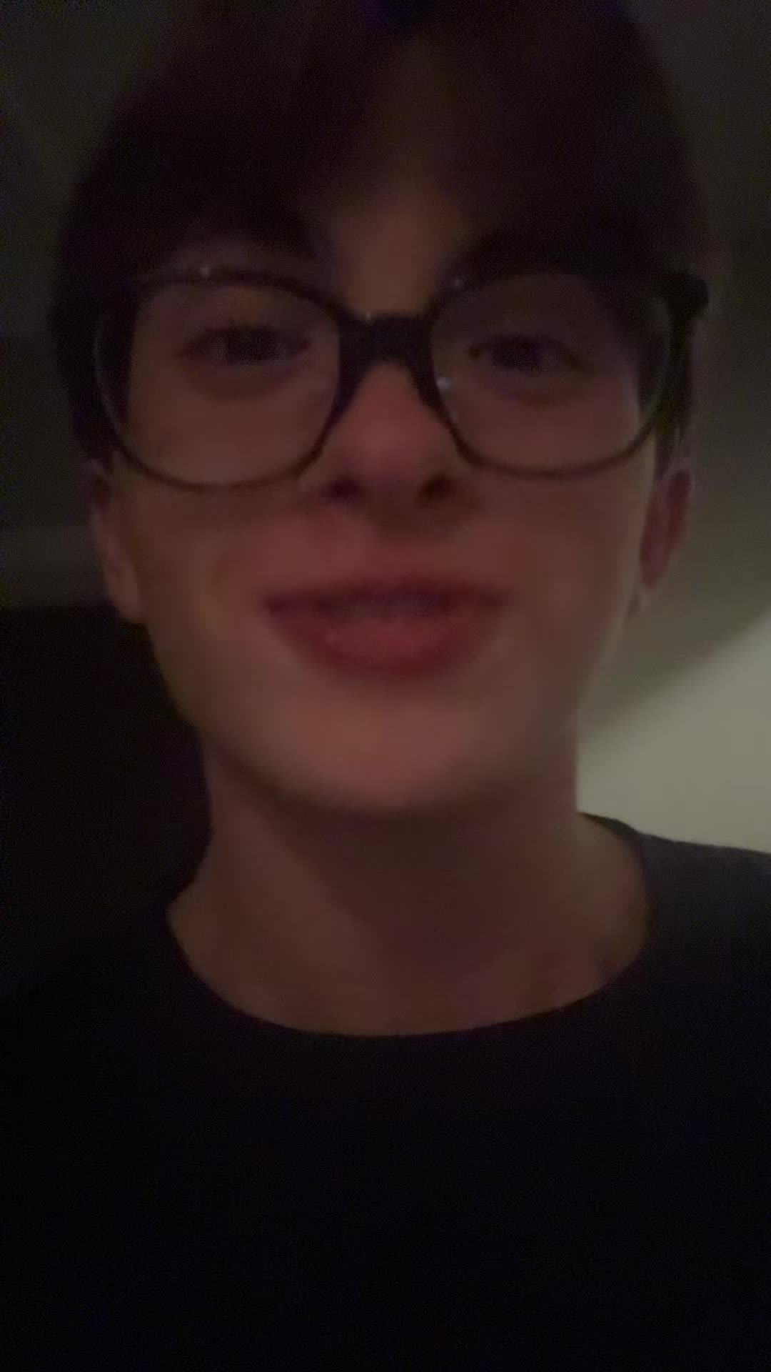 @🪳