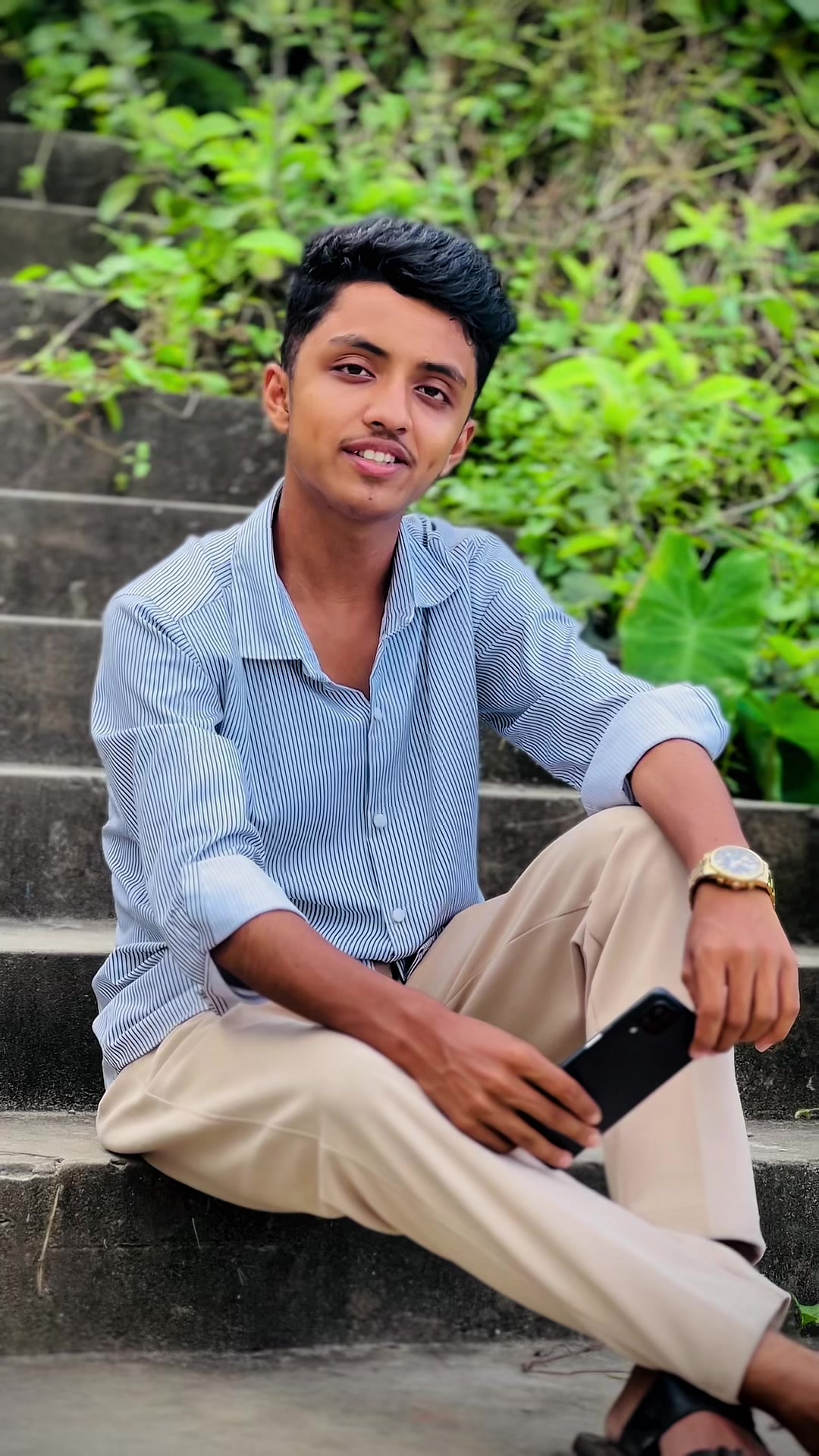 @𝐅𝐚𝐡𝐢𝐦_𝐂𝐡𝐨𝐰𝐝𝐡𝐮𝐫𝐲