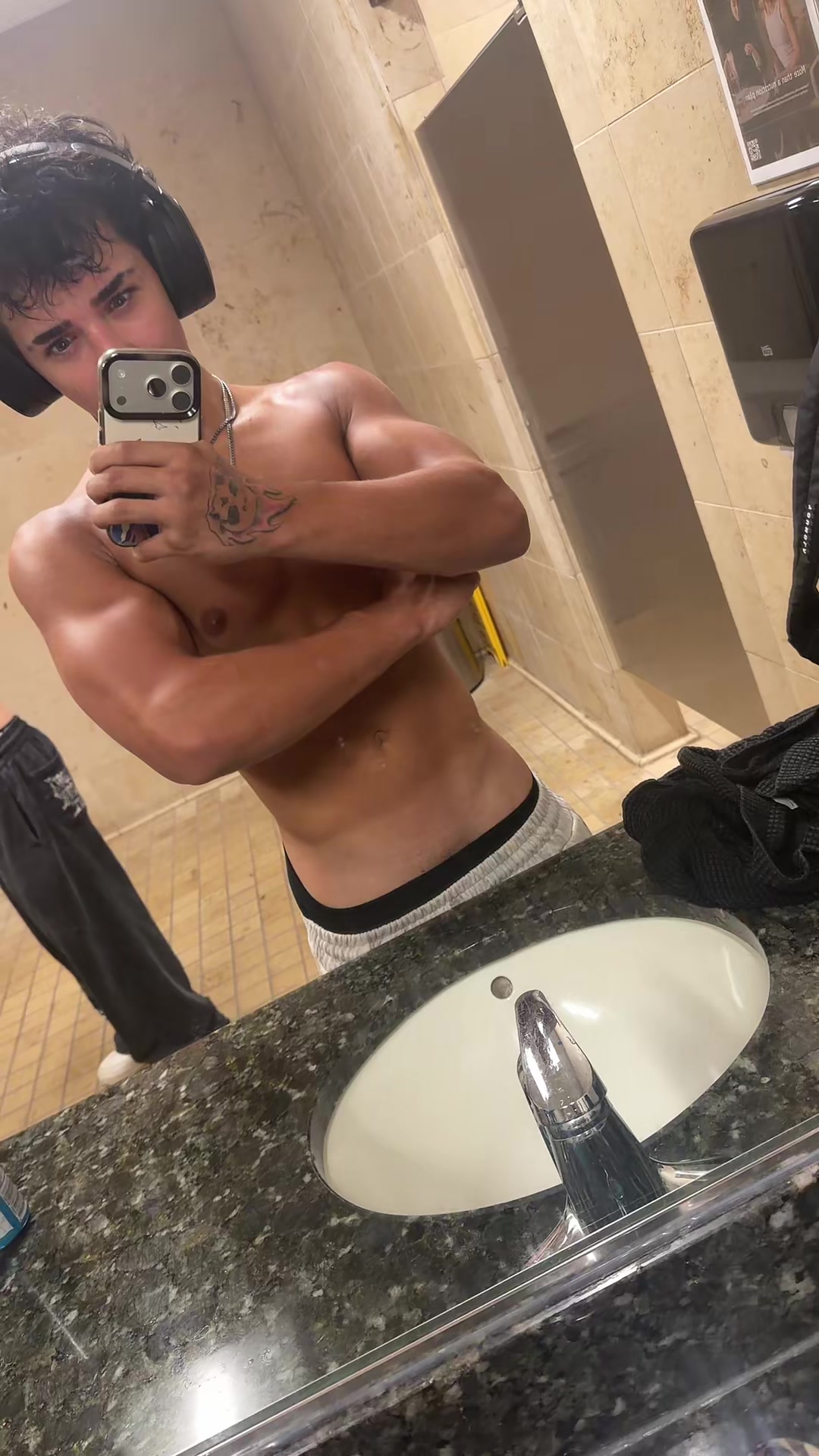@Dizzzy