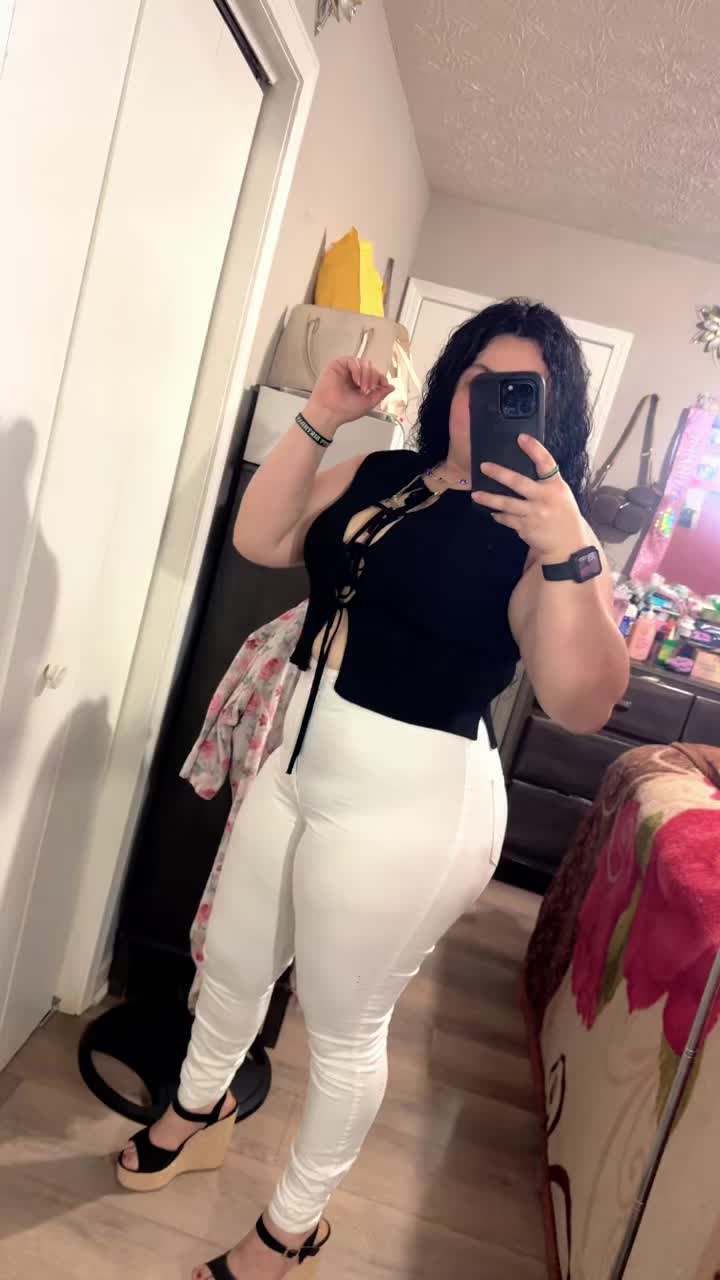 @Ebelithza🇭🇳🦋🌹