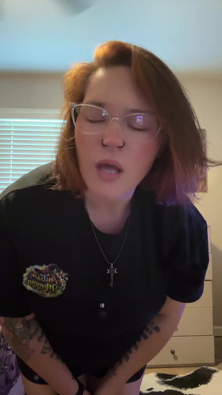 @🍃🖤CannaHanna AuDHD Mom🥀🫧