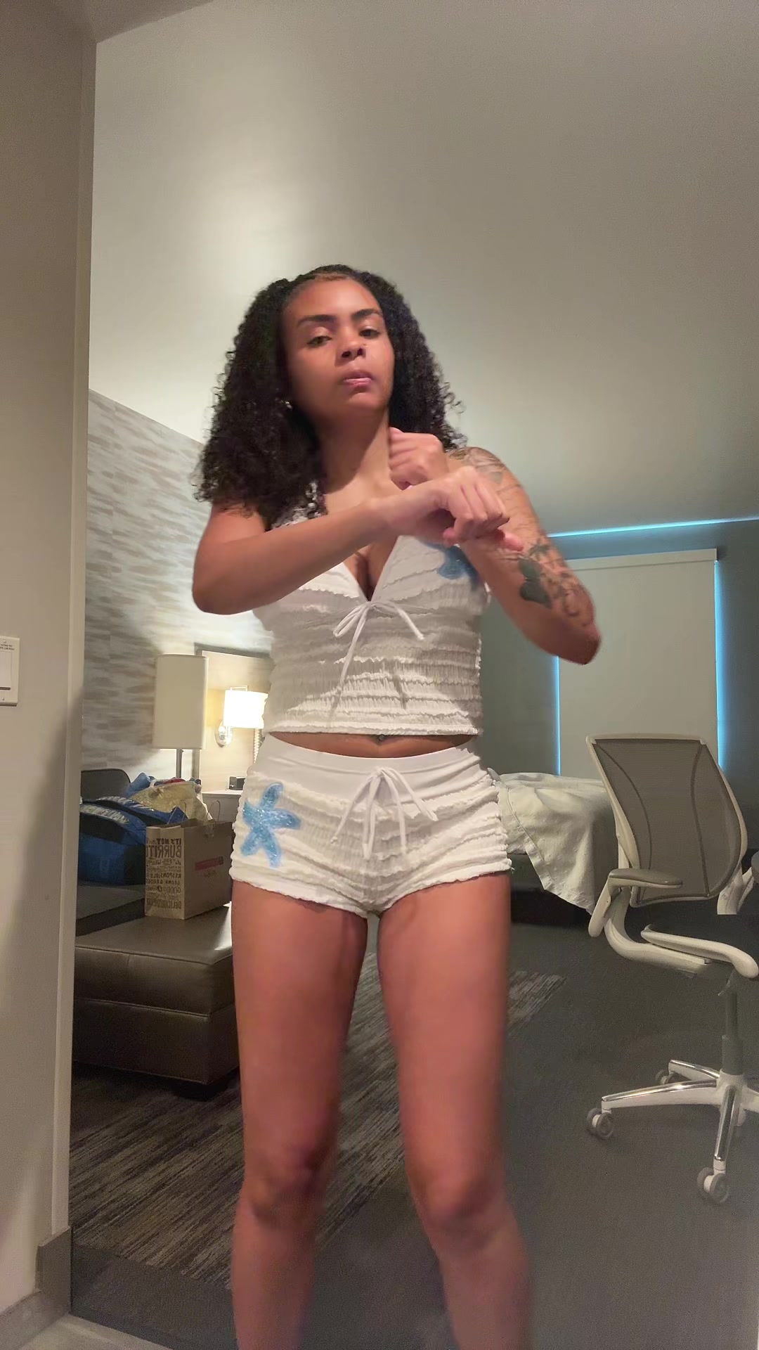 @ᴅ ᴀ ʏ ᴍ ᴏ ɴ ɪ ᴇ 🥷🏽