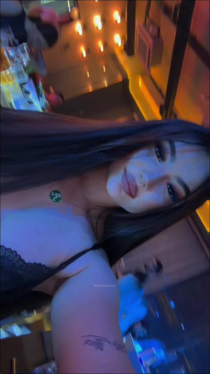 @𝓐𝓻𝔃𝓾𝓼𝓱🤍