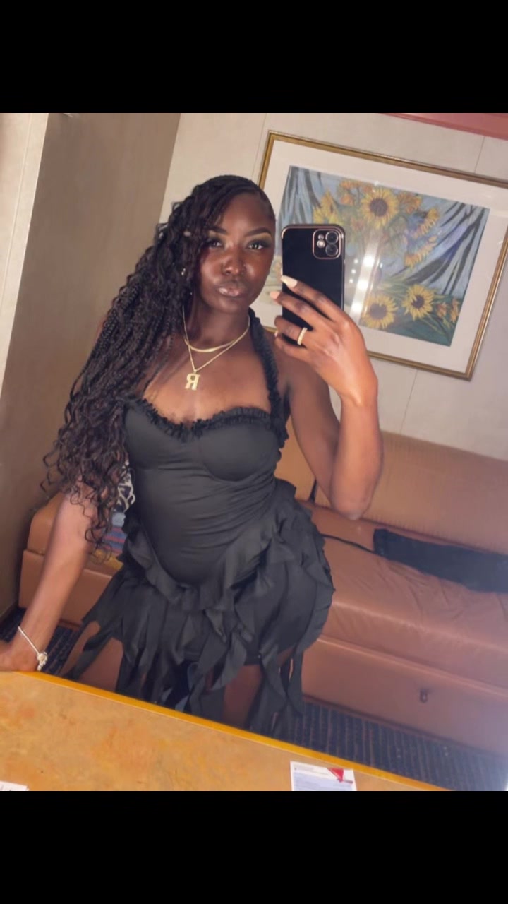 @prettyyblackgirl