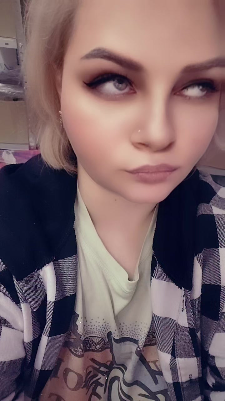 @🌹𝒜𝓃𝓃𝒶🌹