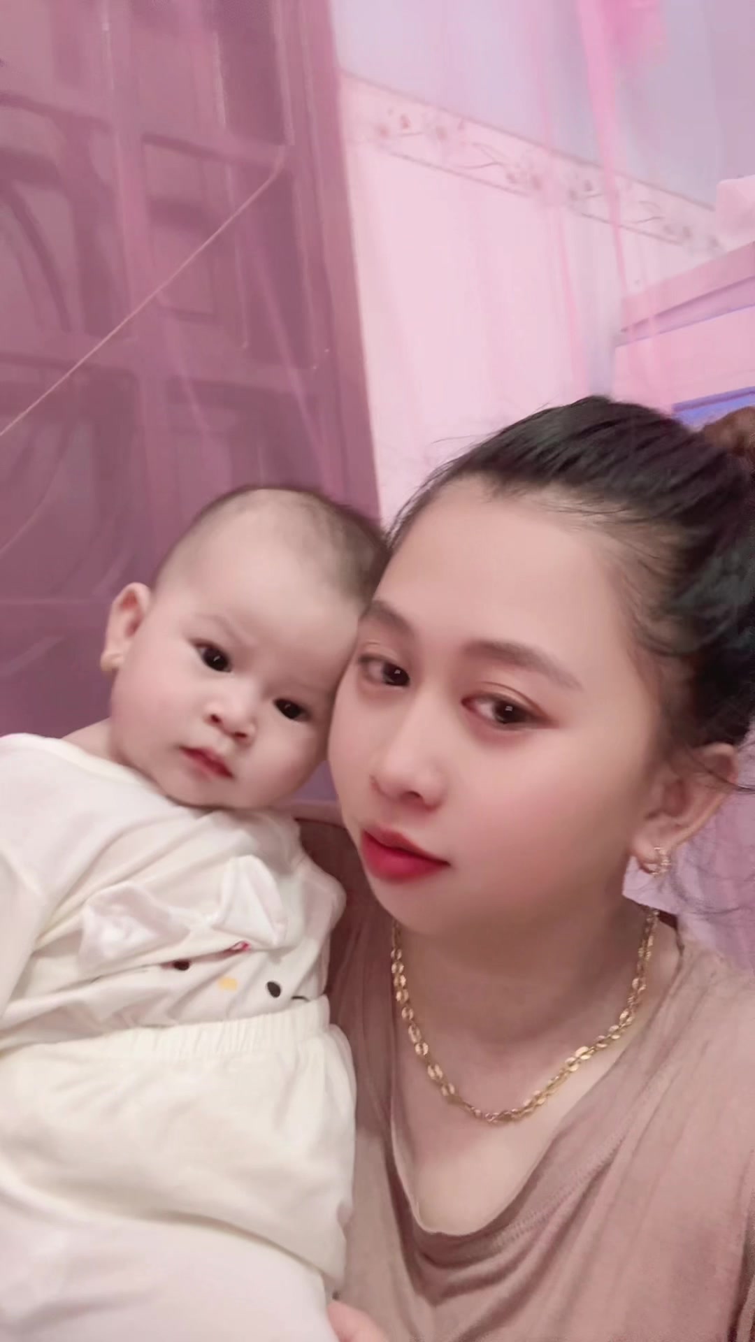 @Bùi khánh Linh