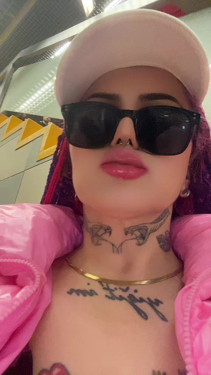 @laragizem16