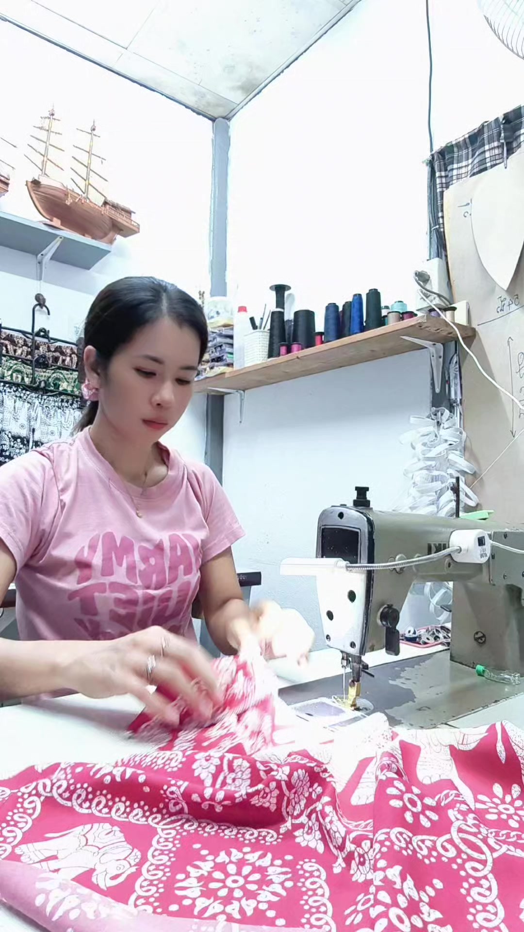 @น้องพิม เสื้อผ้าแฟชั่น