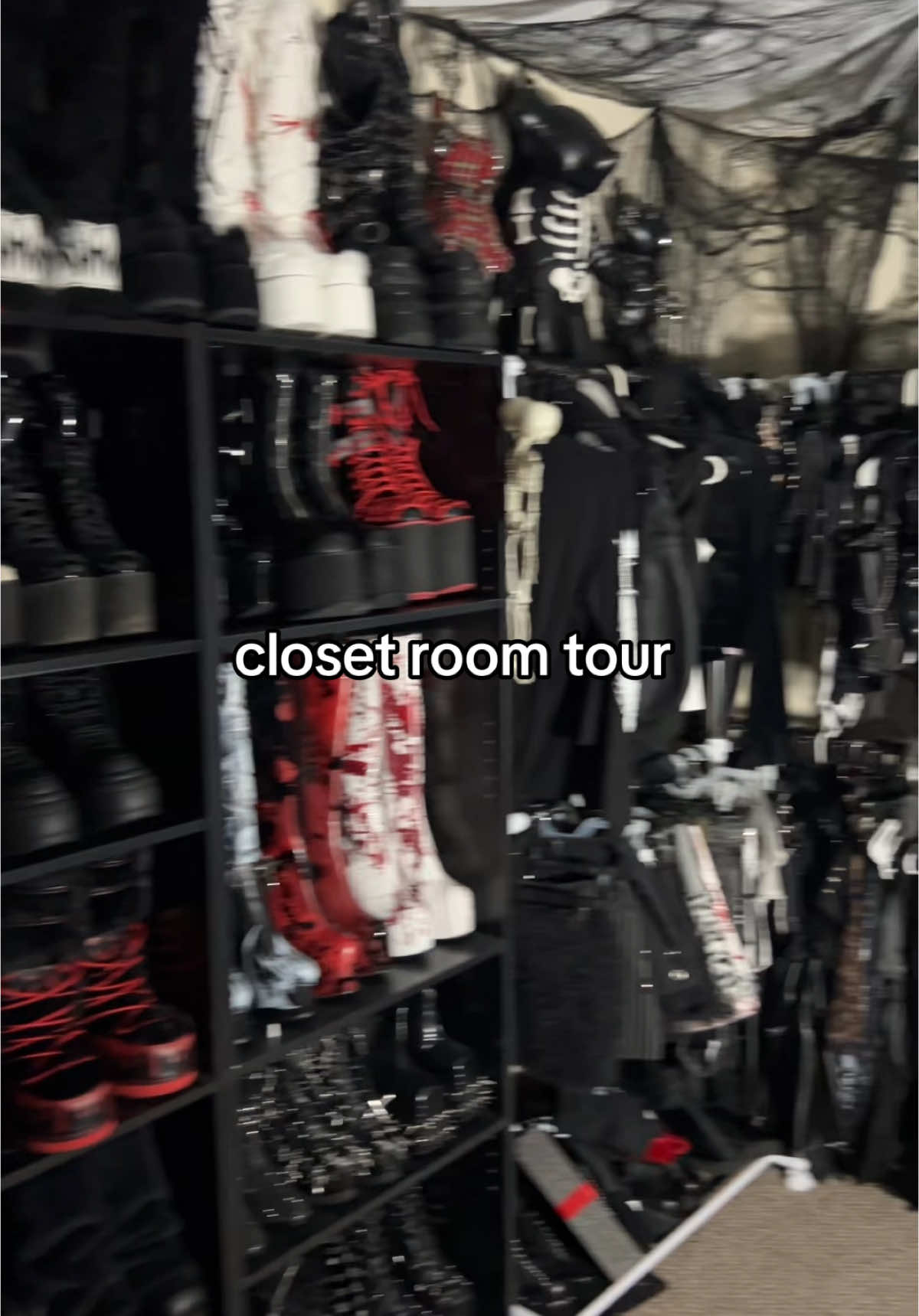 @☠︎︎HORRORHAILEY☠︎︎