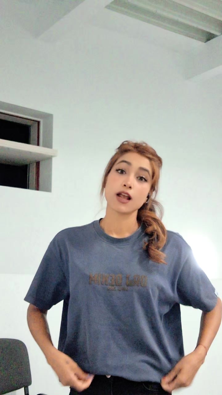 @Miss_👑M@nDaL🇳🇵❤️💍