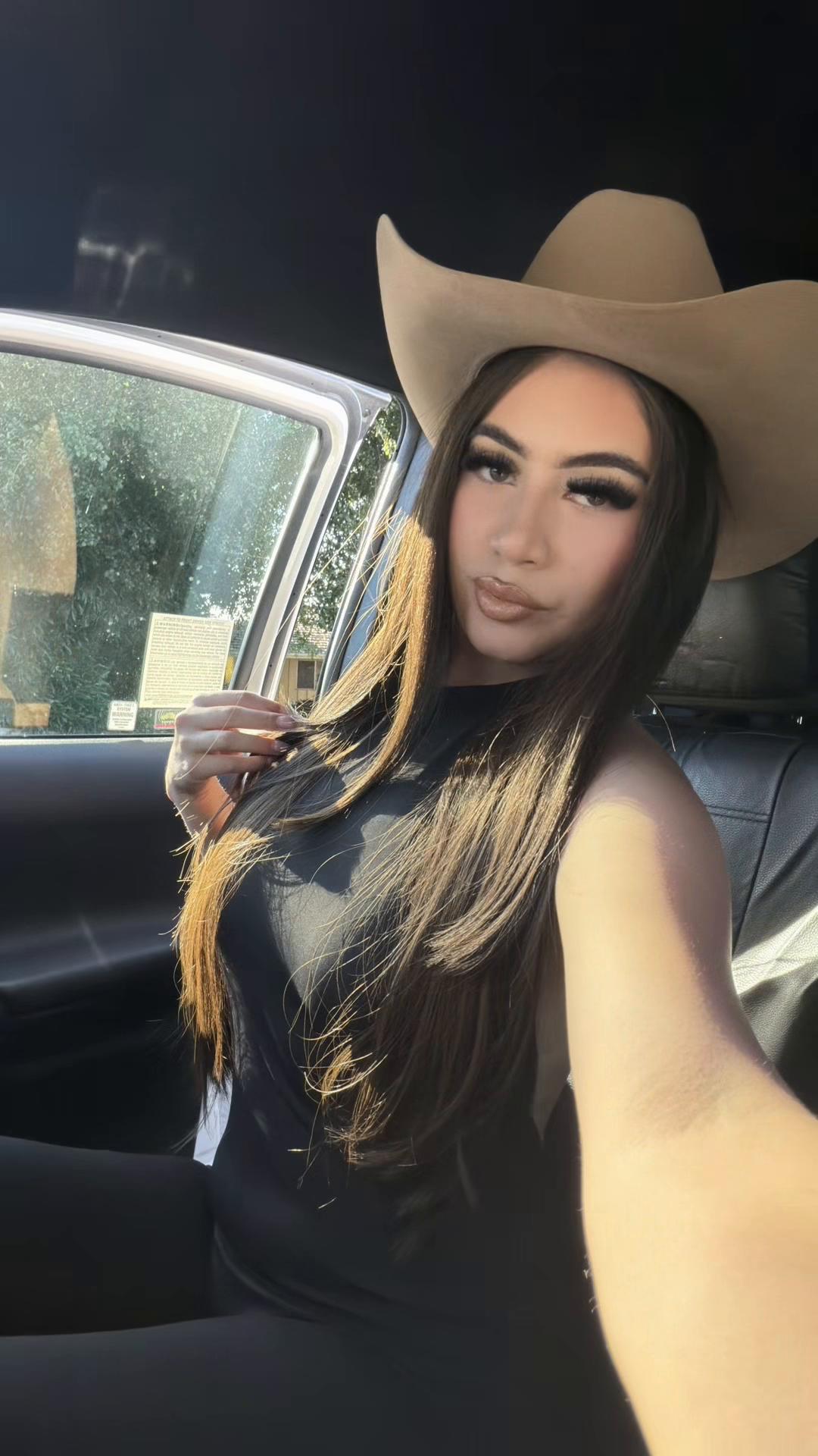 @misspesoss