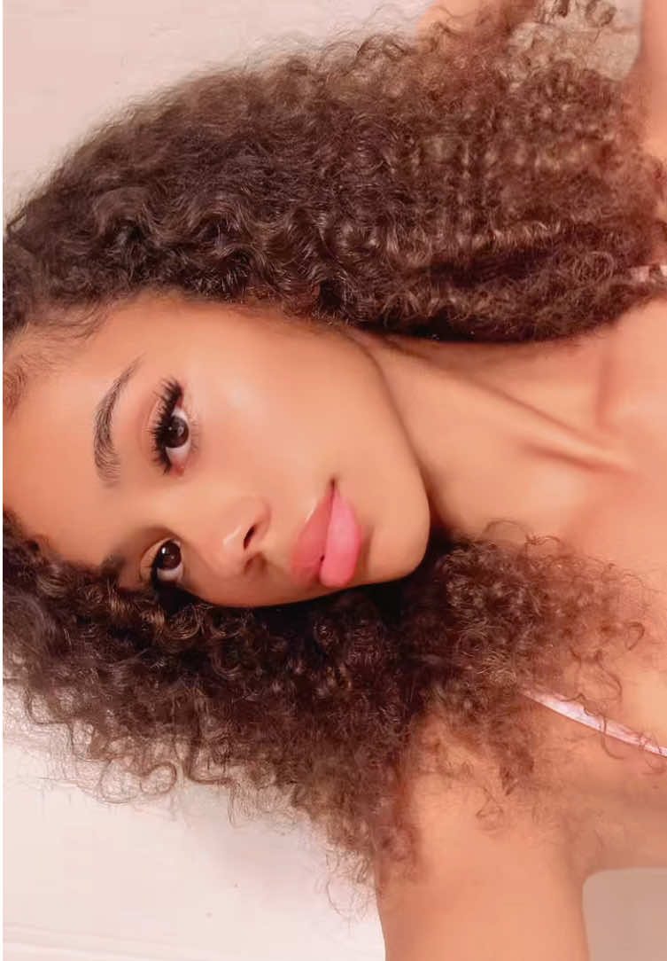 @Sienna Jhené