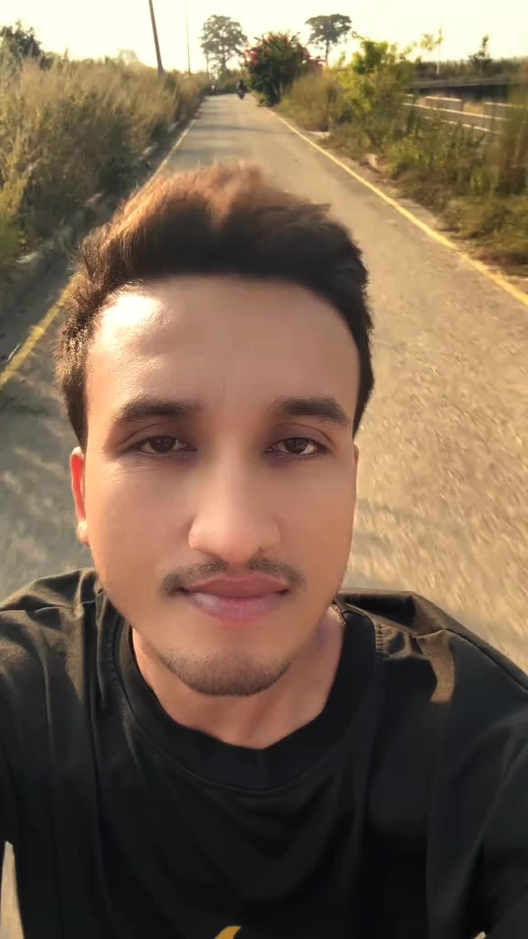 @𝓼𝓱𝓲𝓿𝓪𝓱𝓪𝓻𝓲👀