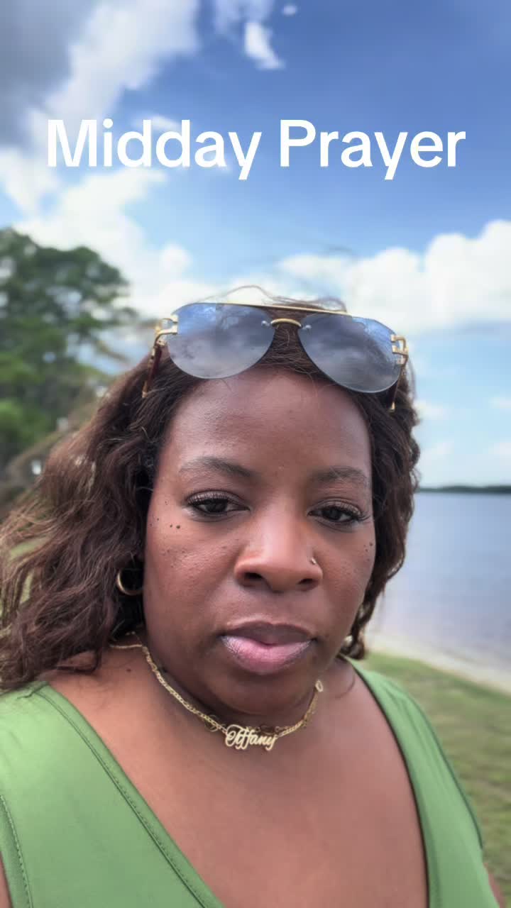 @Tiffany 50+content creator