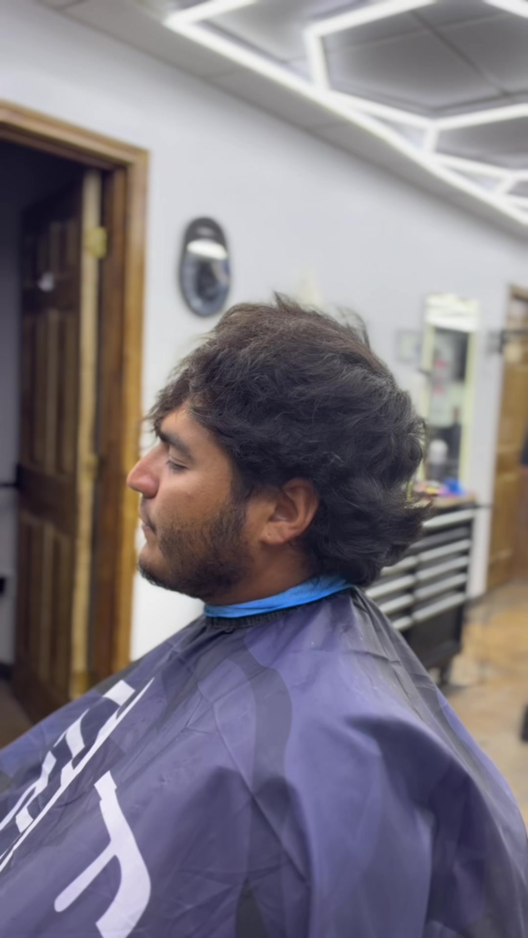 @Jisai Barber