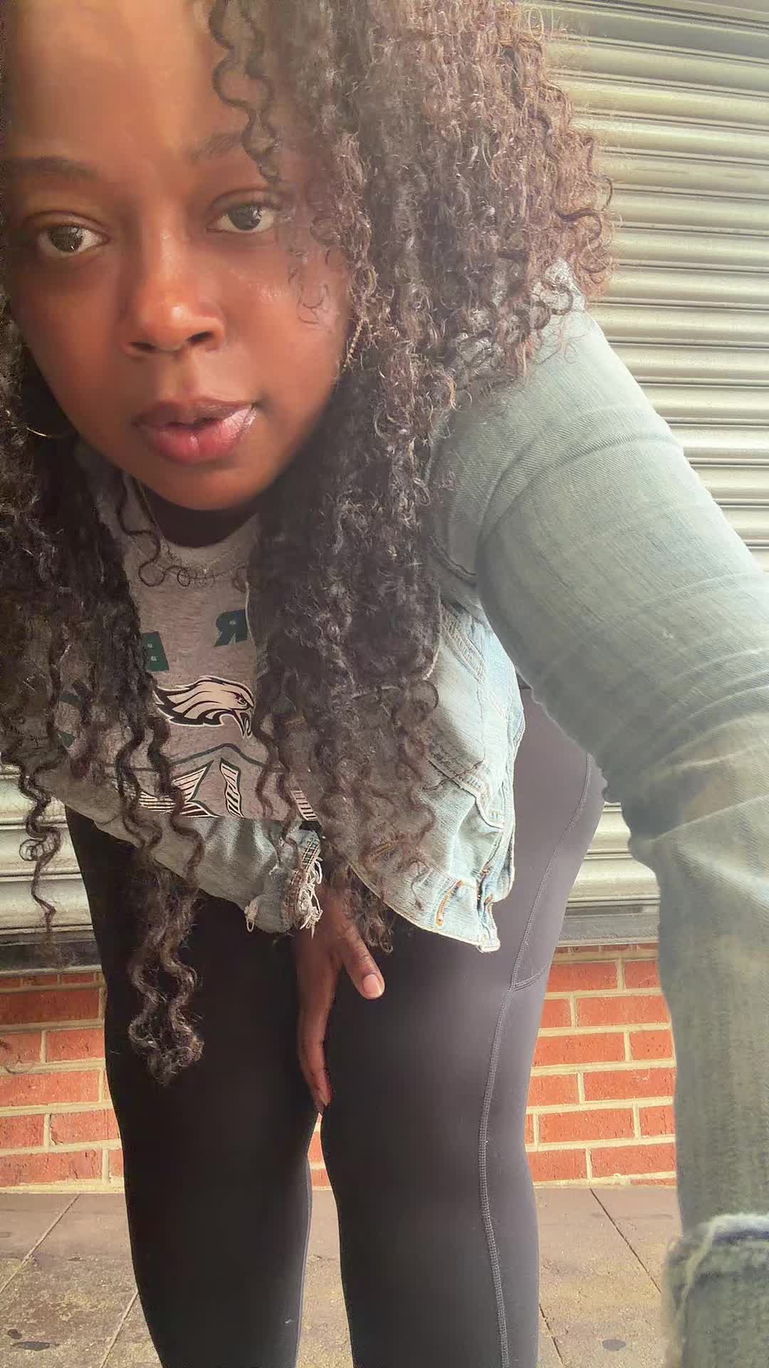 @Blackscarlett84