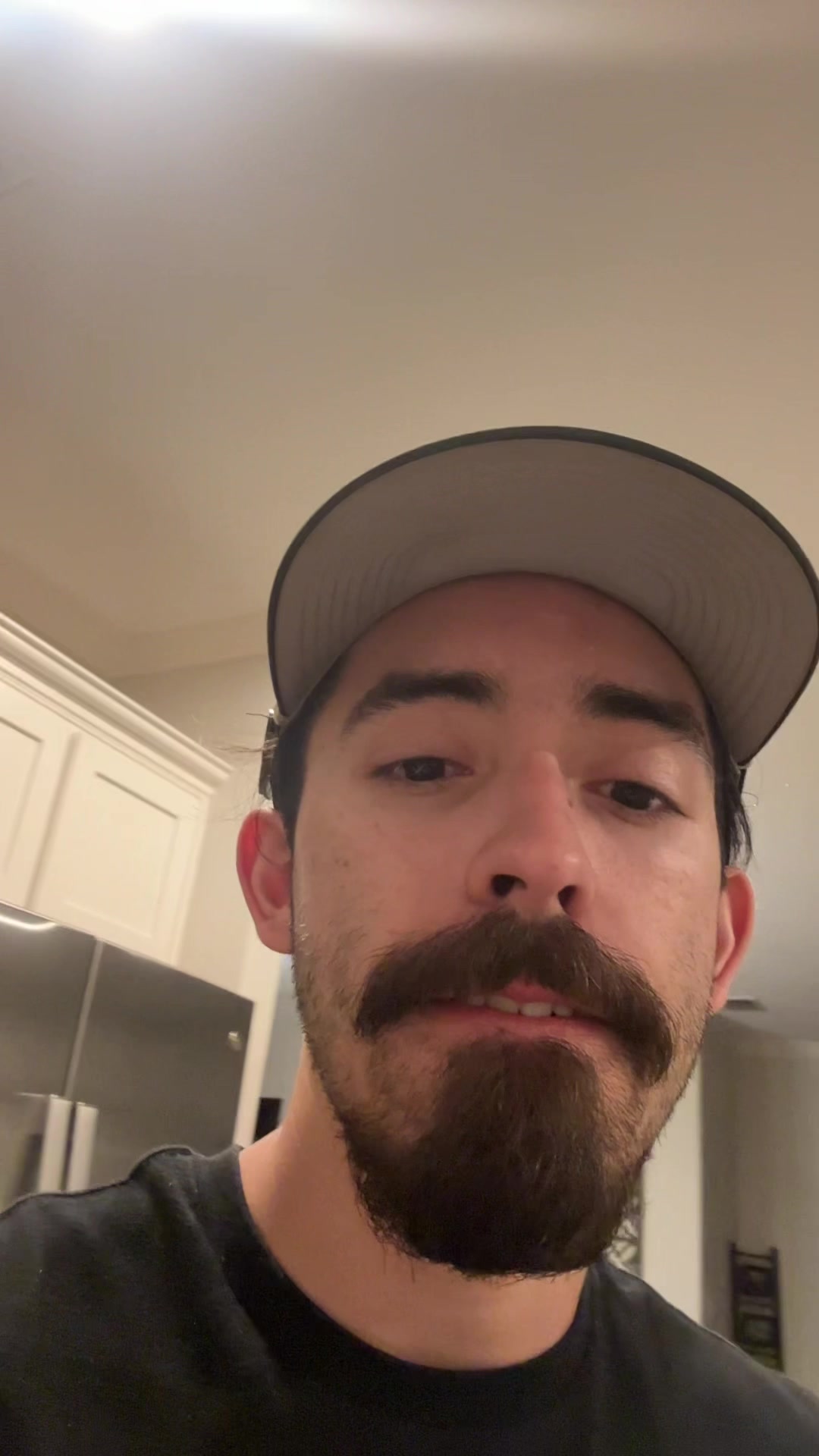 @Mr. 956