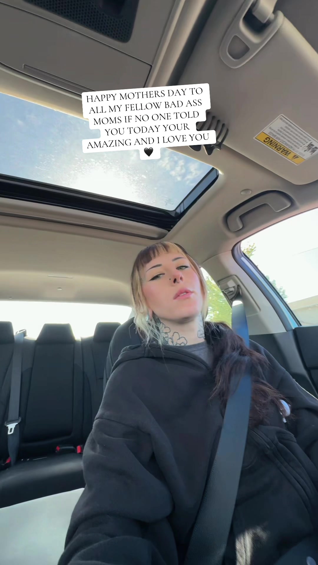 @𝖑𝖎𝖓𝖟𝖒𝖊𝖈