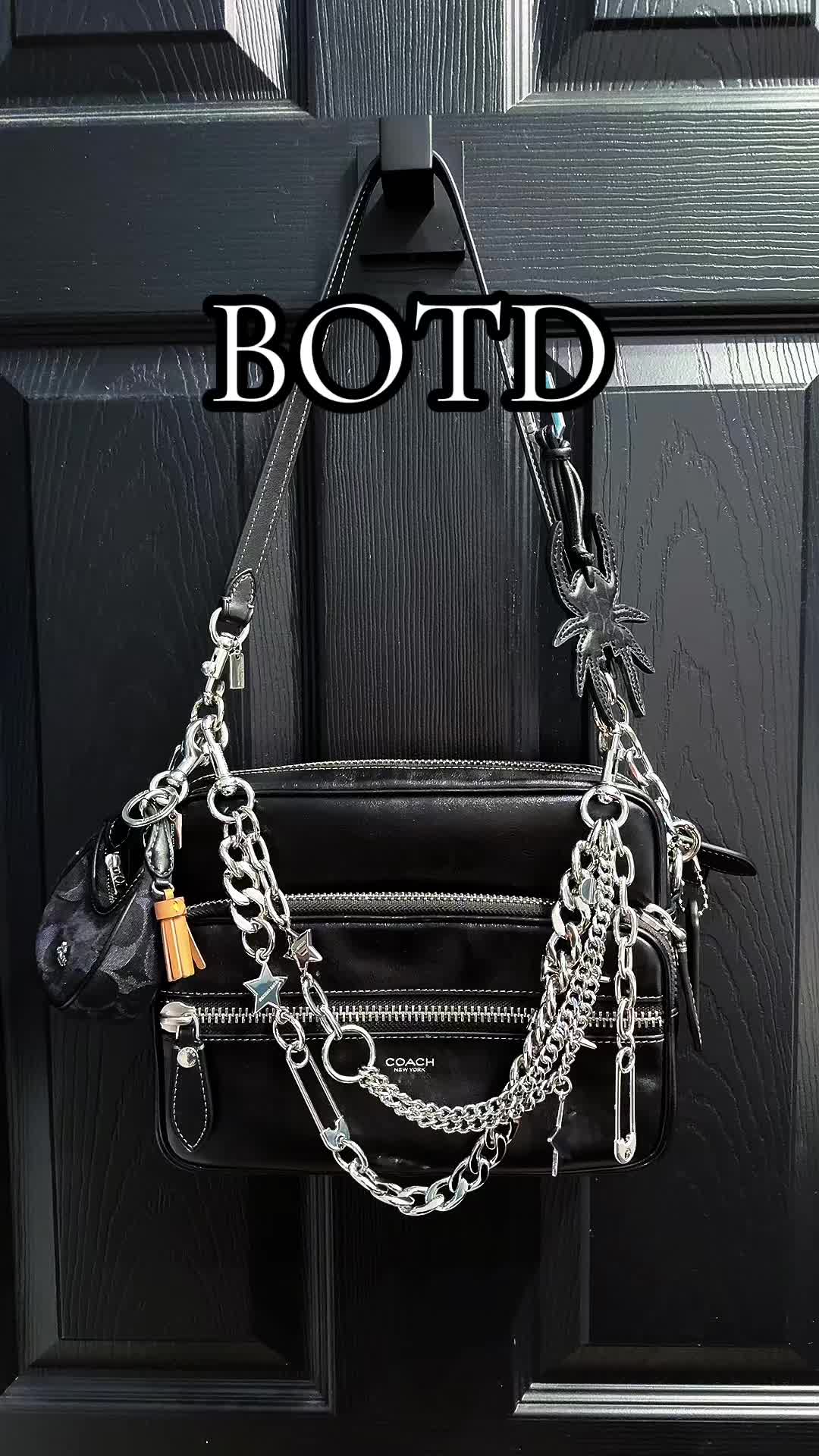 @𝕮𝖆𝖙𝖗𝖎𝖓𝖆 🖤🧷🕷️
