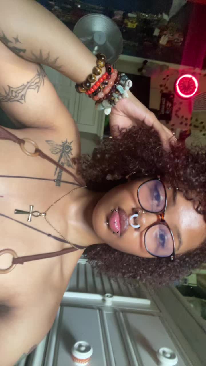 @Rayne🐙💫