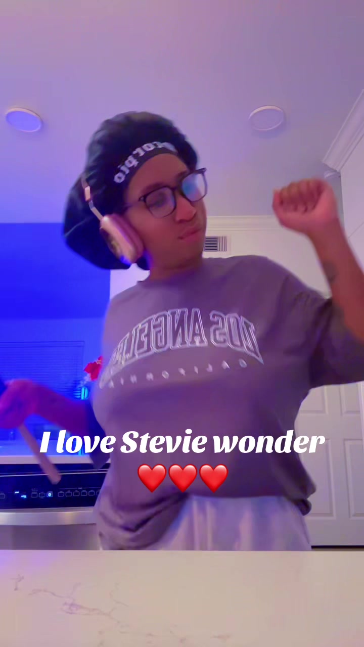 @lovelymika99