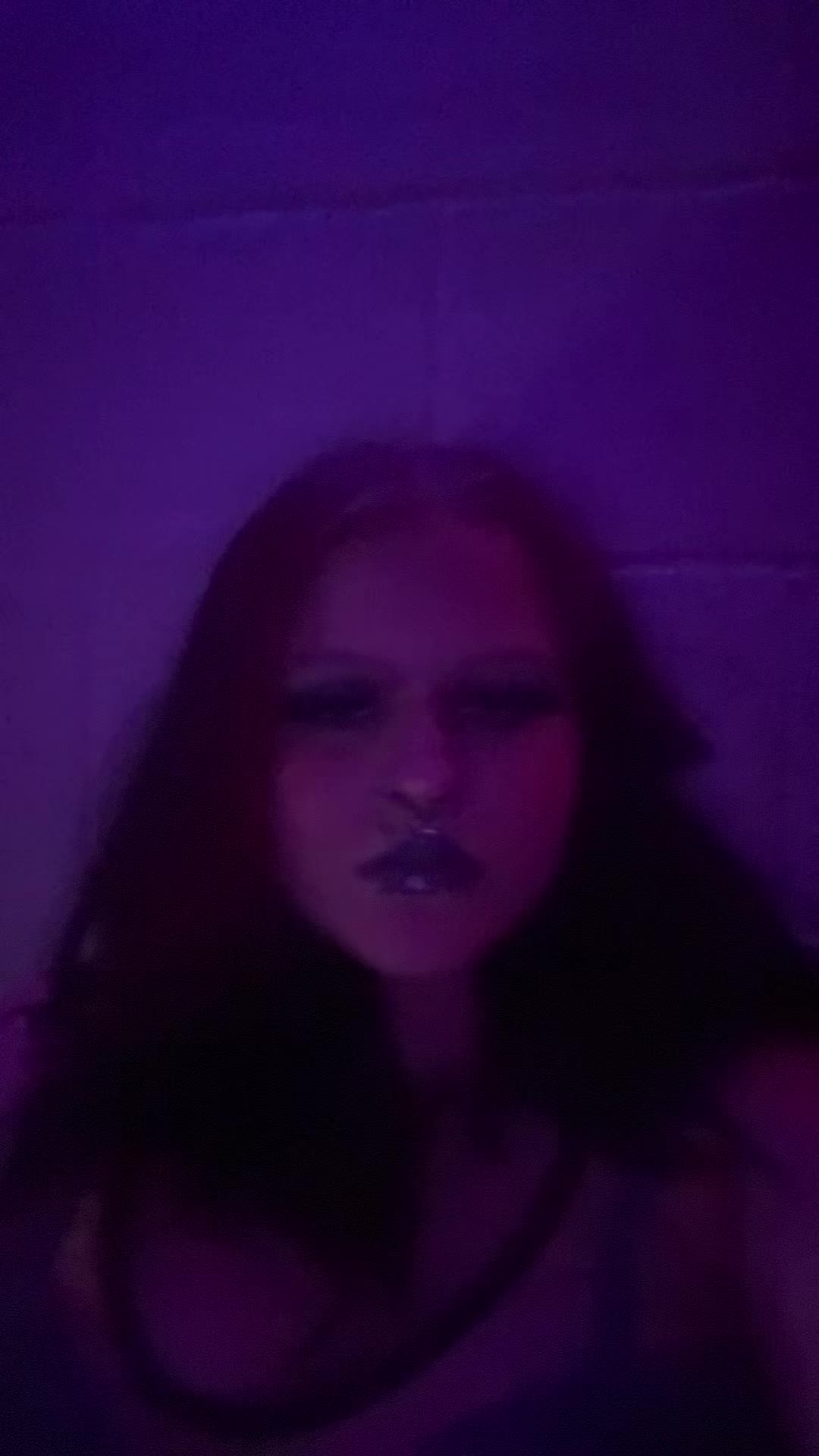 @️