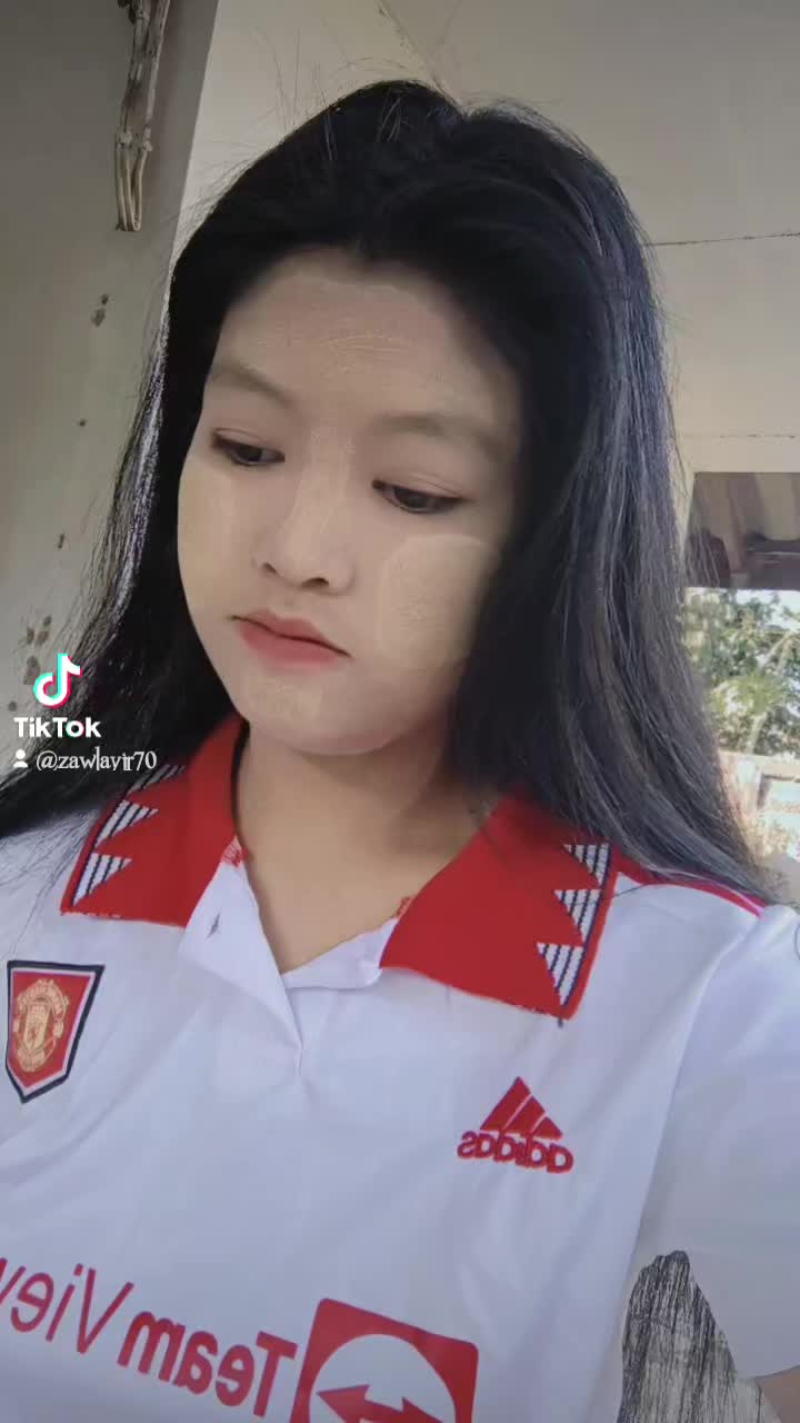 @🍀ထိုင်းရောက်🍀(စိုက်ခြံသူလေး)