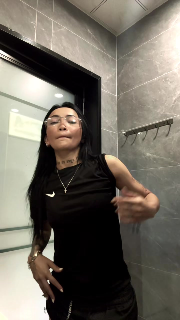 @MILLA