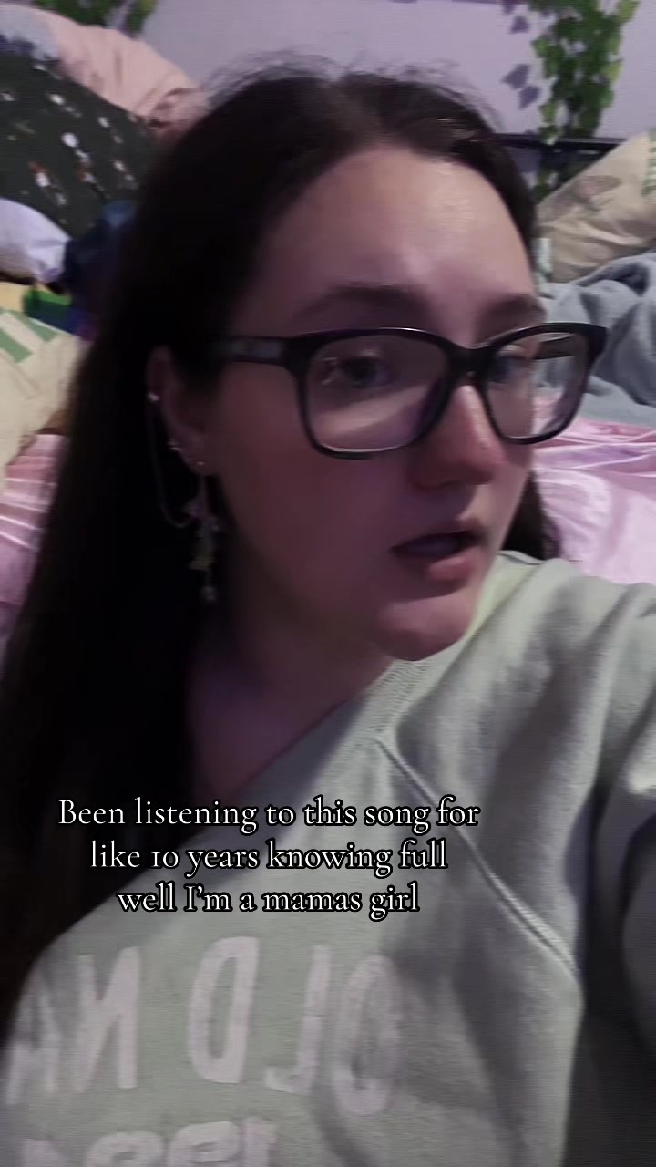 @f_emma_ninomenon