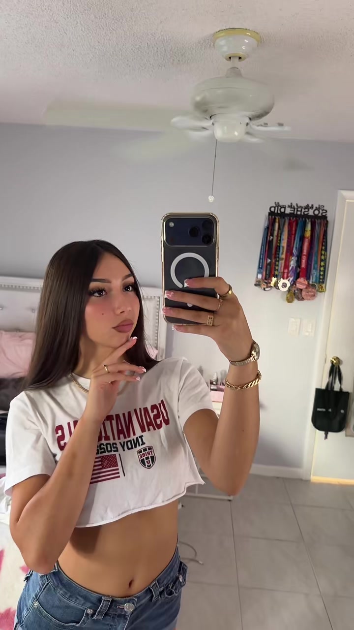 @👸🏻
