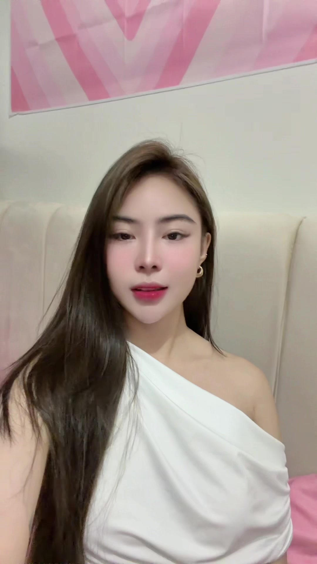 @nikkie_sy